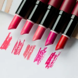 رژ لب جامد مات گلدن رز مدل Velvet Matte
